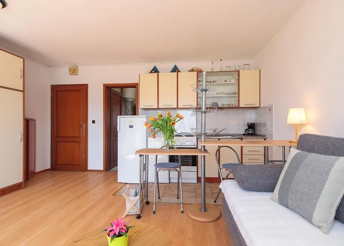 Donatello Great Location! * קרק